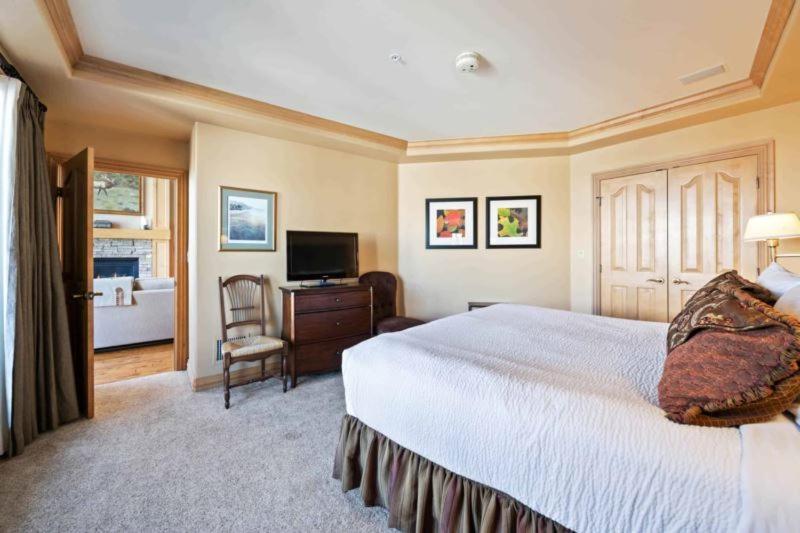 Апартаменти Oxford Court 403 By East West Hospitality Бівер-Крік Екстер'єр фото
